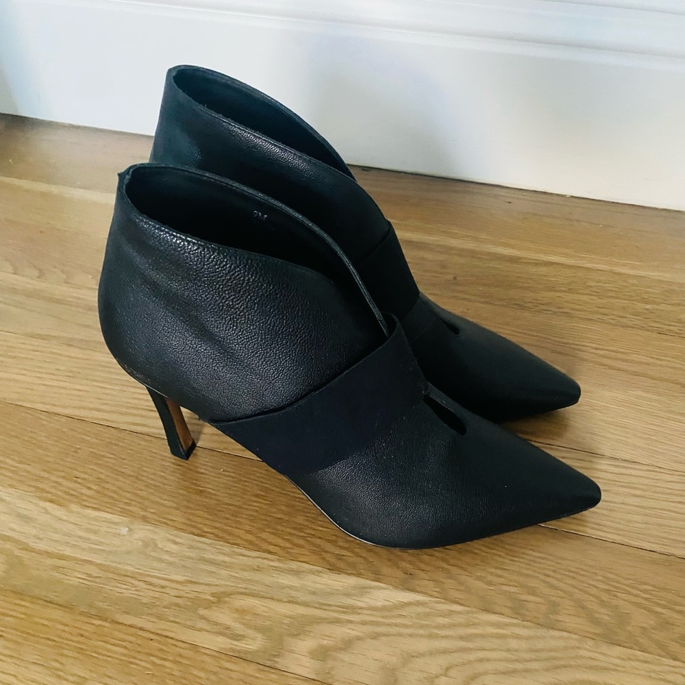 Linea Paolo Leather Office Siren Booties Boots Size 9 corpcore party